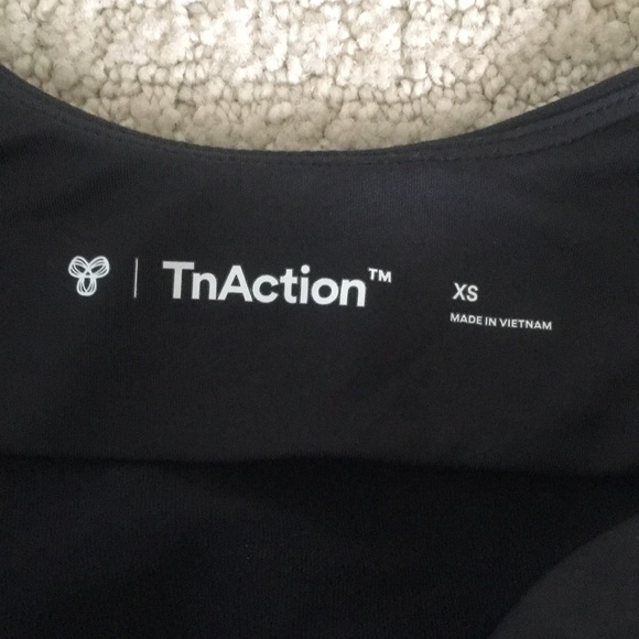 TNA TnaBUTTER Bound Sports Tank - New with Tags - Host Pick - Picture 5 of 10